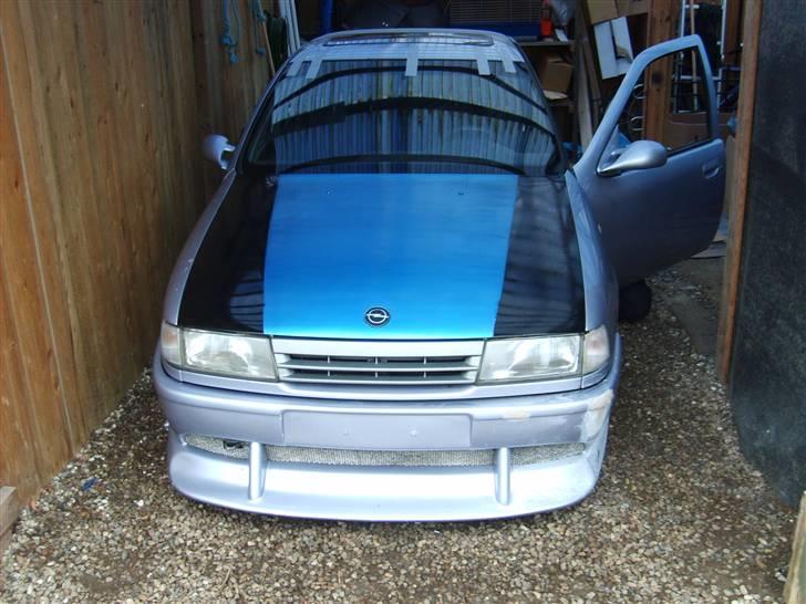 Opel vectra A 2.0i 8v skrot billede 11