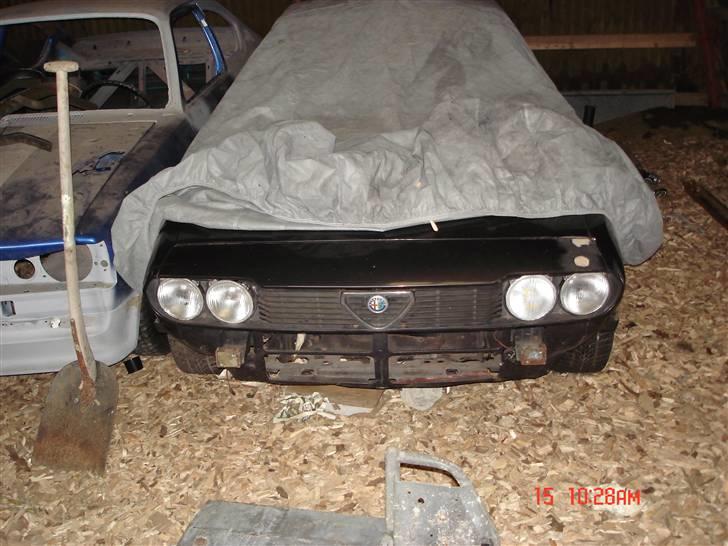 Alfa Romeo GTV . 2.0  - et lille kik det er rigtig lang tid siden den har set lyset  billede 7