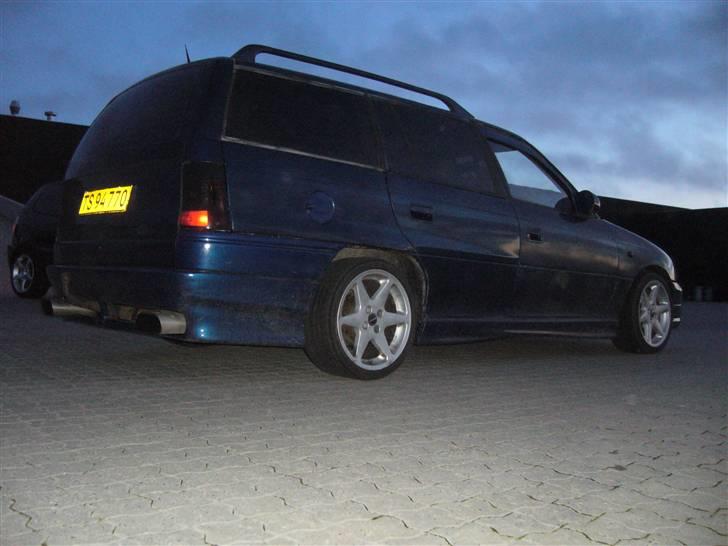 Opel Astra f caravan  -Solgt- billede 4