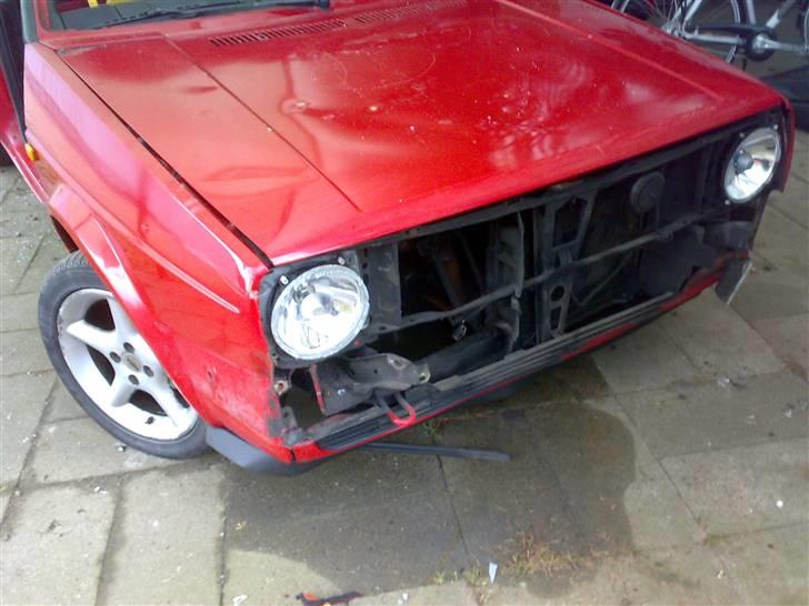 VW Golf 2 - Genopbygning. Fordi der er nogen mennesker der ikk kan la andres ting være billede 11