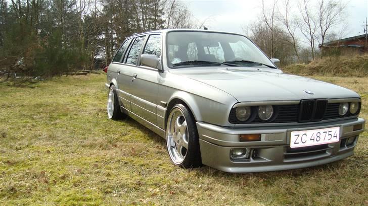 BMW e30 325tds touring R.I.P! billede 1
