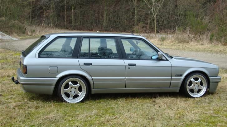 BMW e30 325tds touring R.I.P! billede 4