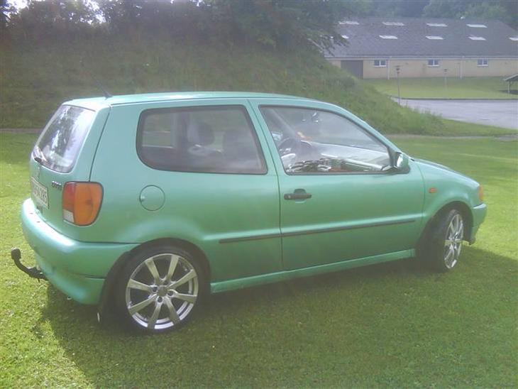 {{currentPhoto.altText}} billede {{currentPhoto.number}}