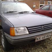 Peugeot 205 1.4 byttet