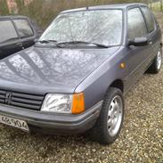 Peugeot 205 1.4 byttet