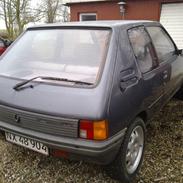 Peugeot 205 1.4 byttet