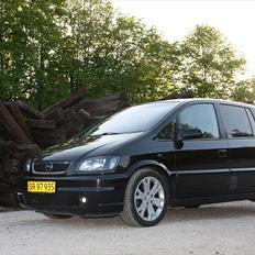 Opel Zafira  Opc