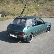 Peugeot 205 cabriolet (solgt)