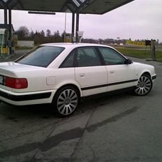 Audi 100