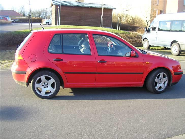 VW Golf IV *SOLGT* billede 8