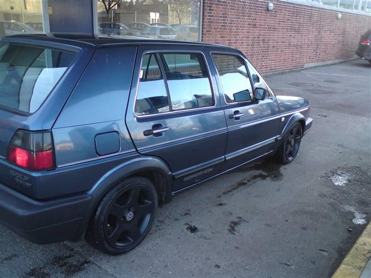 VW golf 2 carat død - nok dette billede der ligner den mest i virkeligheden  billede 1