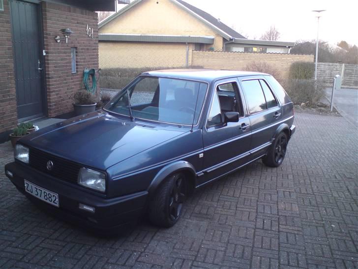 VW golf 2 carat død - jetta fronten skal skiftes til en front med runde lygter inden længe billede 2