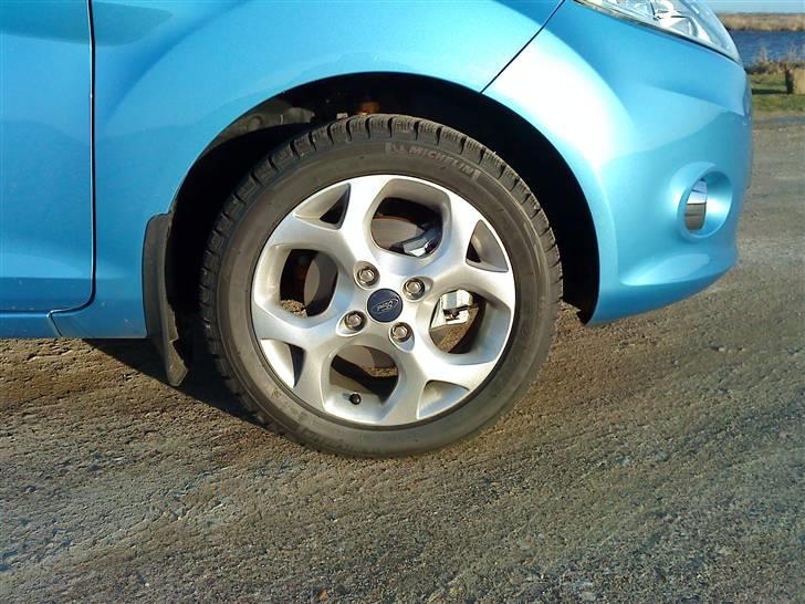 Ford Fiesta Titanium SOLGT billede 4