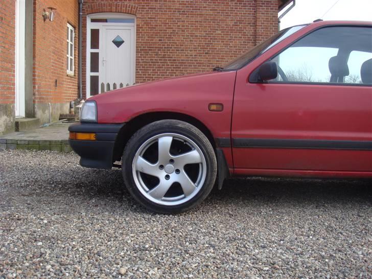 Daihatsu charade (solgt) billede 11