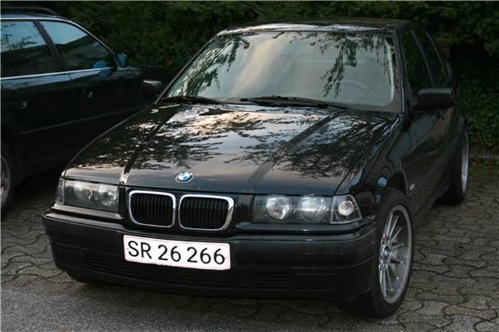 BMW E36 billede 1