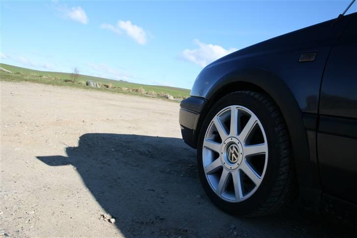 VW Golf 3 1.8 GL Solgt - EsbenN.dk - Bygholm Sø.  D. 19. Marts 2009 billede 4