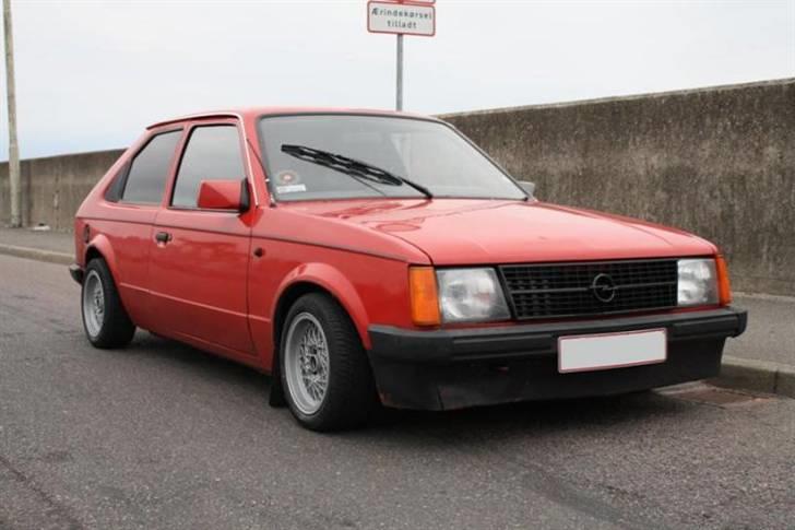 Opel Kadett D 1,2 N [Solgt] - På Striben i Esbjerg... billede 1