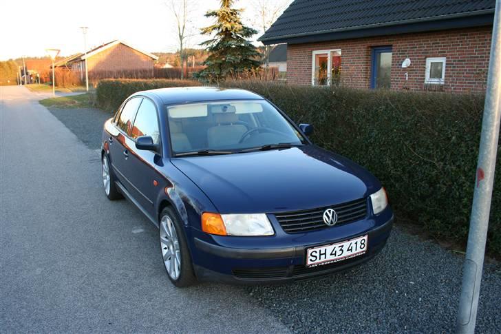 VW Passat (totalskadet) billede 10