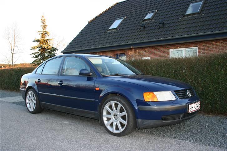 VW Passat (totalskadet) billede 11