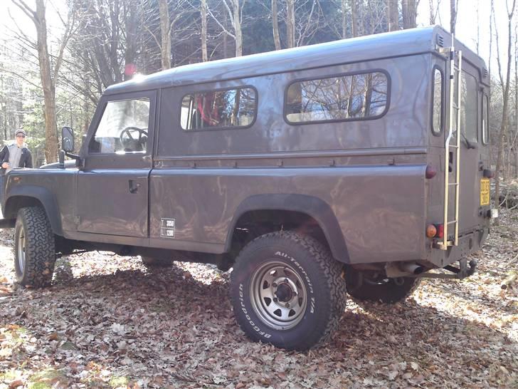 Land Rover Defender 110 solgt - efter renovering billede 11