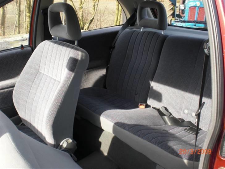 Opel Corsa B Swing - Det er godt med nogle velour sæder ;-) billede 3