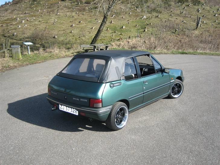 Peugeot 205 cabriolet (solgt) billede 2