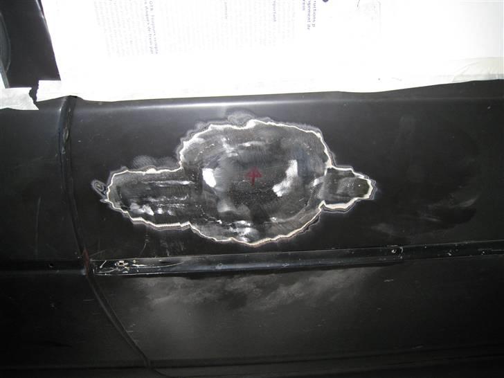 VW golf 1 1,8 gti 16v SOLGT - huller fra dørhåndtag svejst til og slebet billede 11