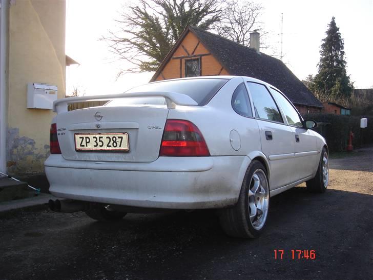 Opel vectra B 1,8 16v billede 3