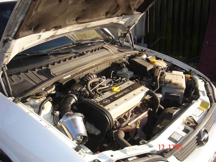 Opel vectra B 1,8 16v billede 6