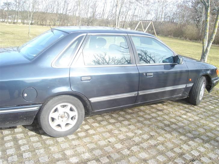 Ford sierra 2,0 i clx - til salg billede 9