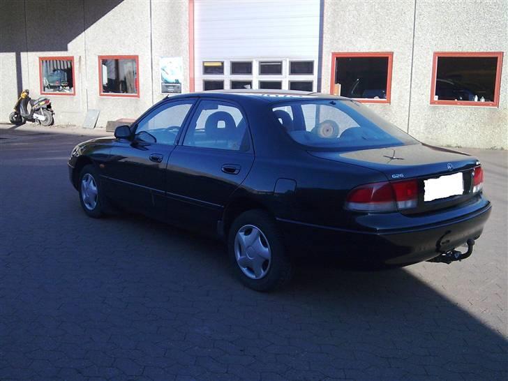 Mazda 626 1,8 I Sedan (Solgt) billede 3