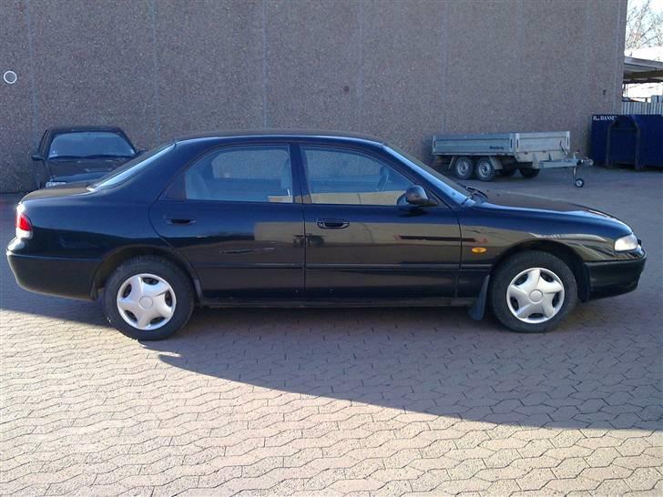 Mazda 626 1,8 I Sedan (Solgt) billede 6