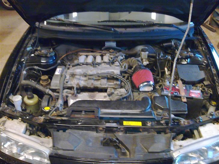 Mazda 626 1,8 I Sedan (Solgt) billede 17