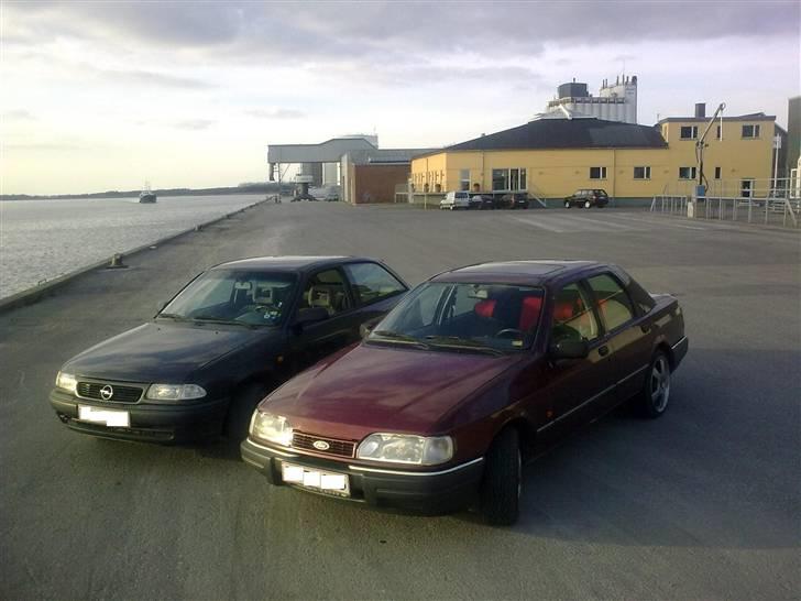 Ford Sierra 2,0 Solgt til søs billede 16