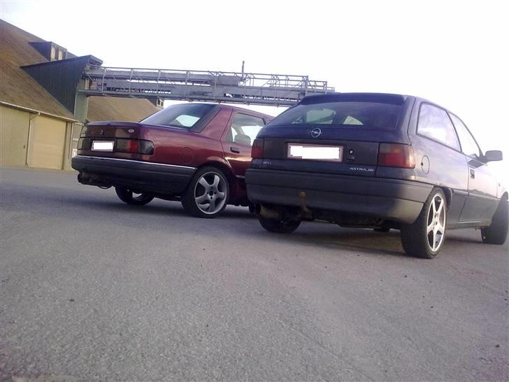 Ford Sierra 2,0 Solgt til søs billede 17