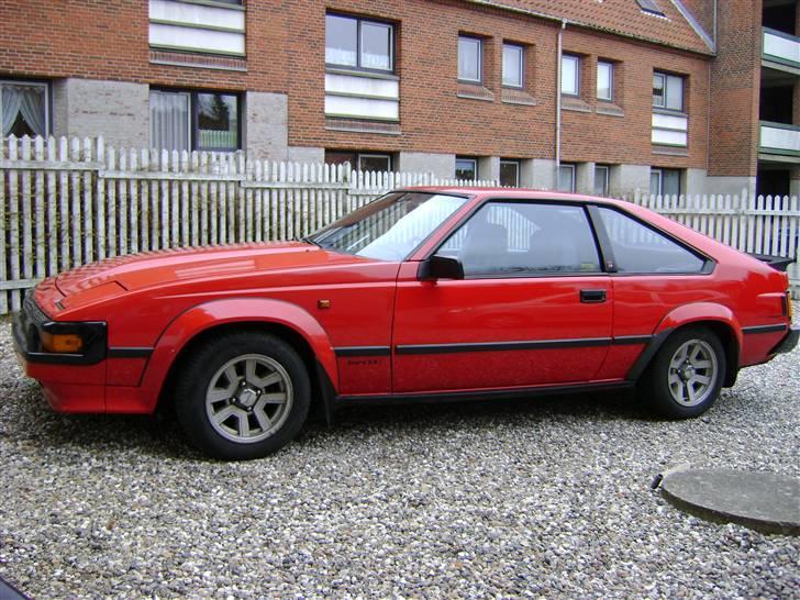 Toyota Supra 2,8i - Lang og lav japansk flyder billede 7