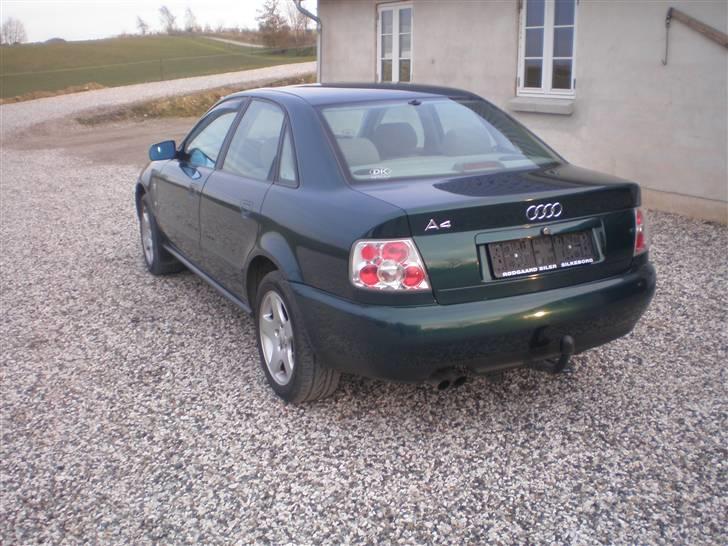 Audi a4 SOLGT billede 2