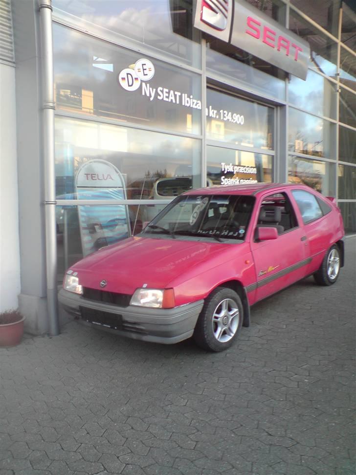 Opel kadett *solgt* billede 3