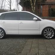 VW Polo 9N United