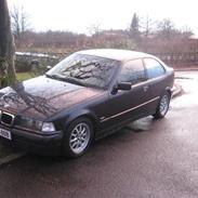 BMW 316i compact