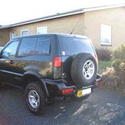 Nissan Terrano 2.4i SR HT 4x4 