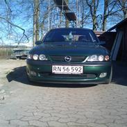 Opel Vectra b