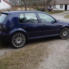 VW Golf 4 BYTTET