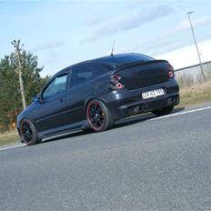 Opel - 2.016v Sport Byttet væk