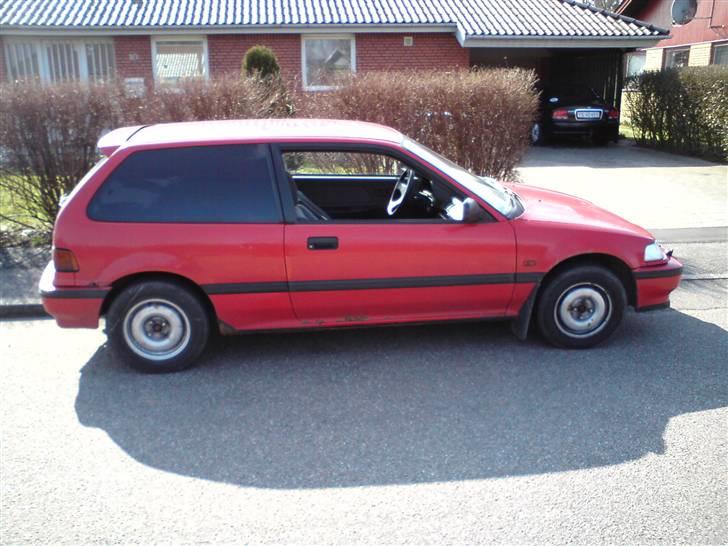 Honda Civic exi "Skrottet" billede 1