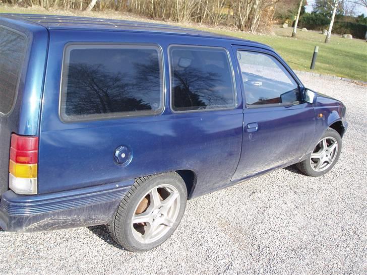 Opel Kadett 1.3S billede 2