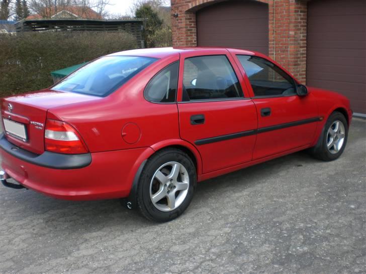Opel Vectra B (Solgt) billede 2