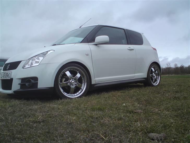 Suzuki Swift - SOLGT - nye fælge billede 8