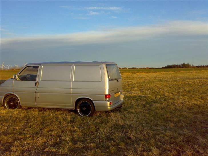 VW Transporter 2.5 TDI billede 8