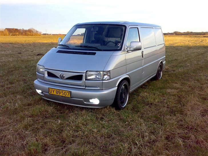 VW Transporter 2.5 TDI billede 9